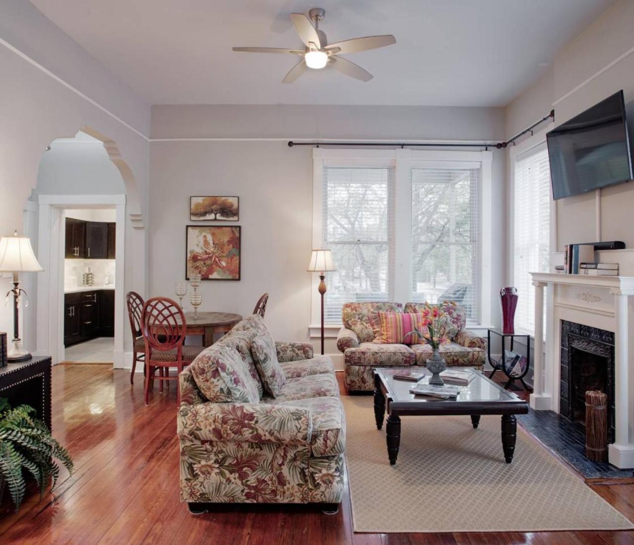 420Waldburg A - Modern Apt With Southern Charm Blocks From Forsyth Daire Savannah Dış mekan fotoğraf