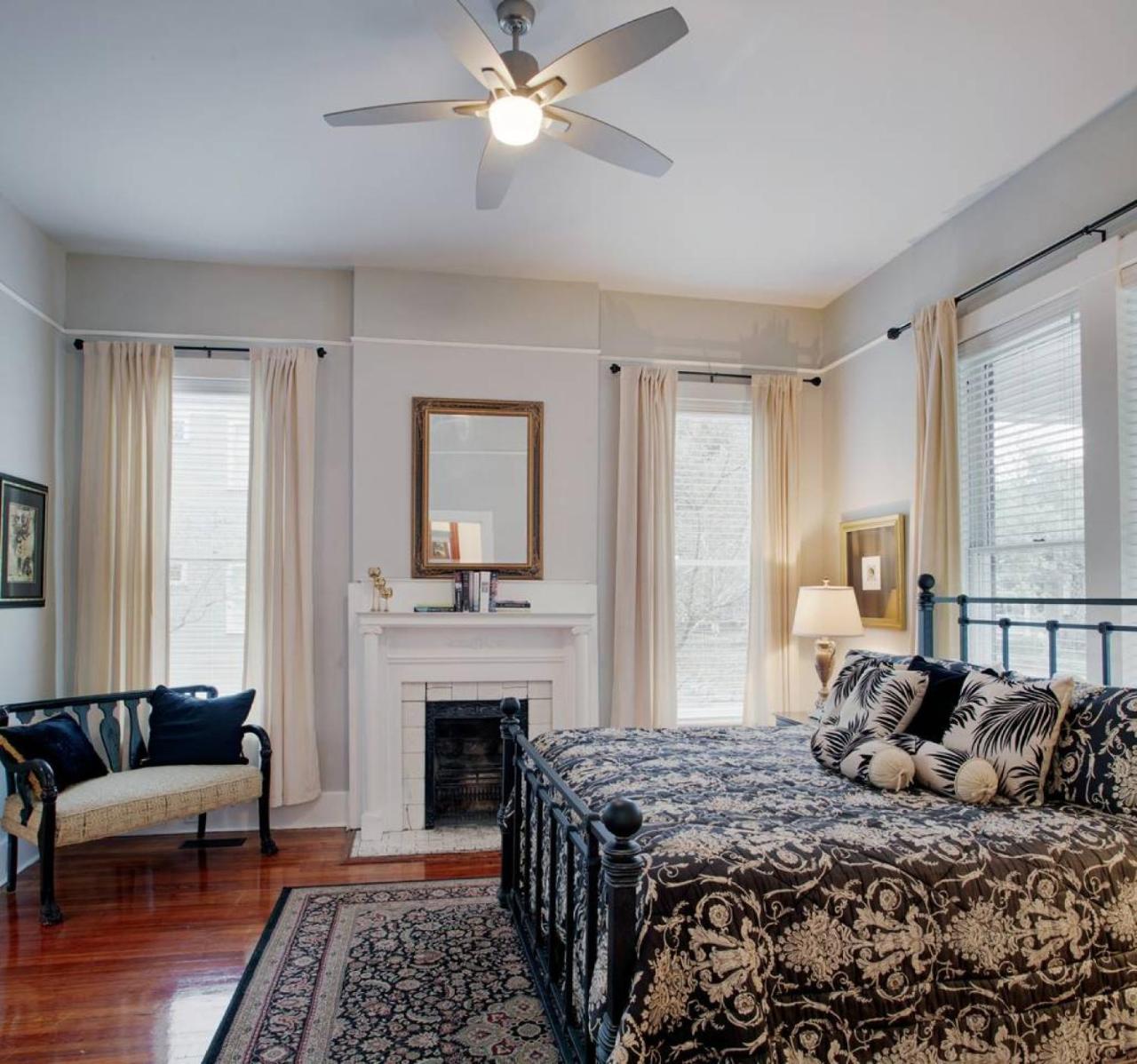 420Waldburg A - Modern Apt With Southern Charm Blocks From Forsyth Daire Savannah Dış mekan fotoğraf
